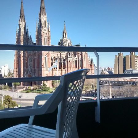 Departamento Plaza Moreno Con Balcon La Plata Luaran gambar
