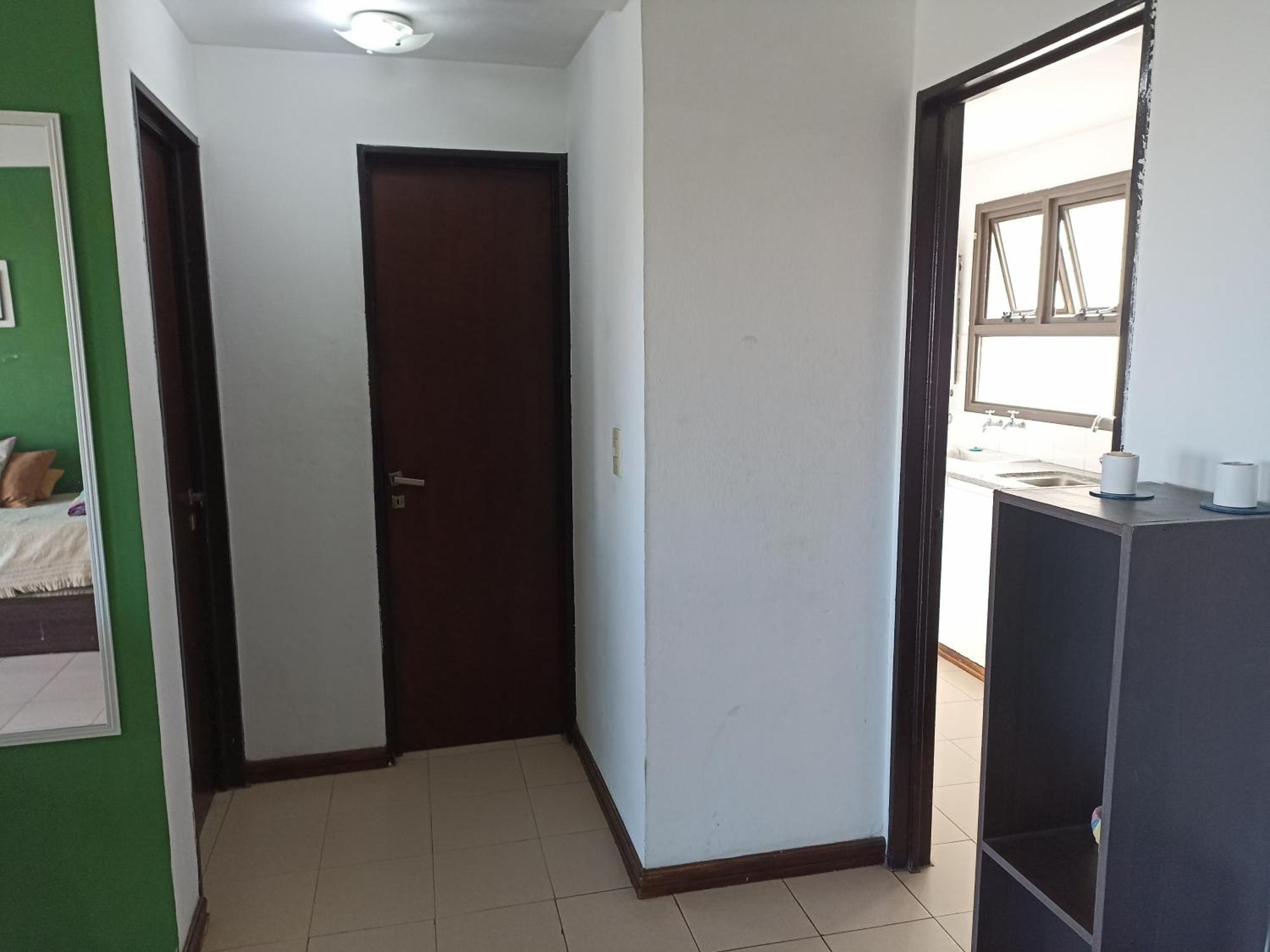 Departamento Plaza Moreno Con Balcon La Plata Luaran gambar