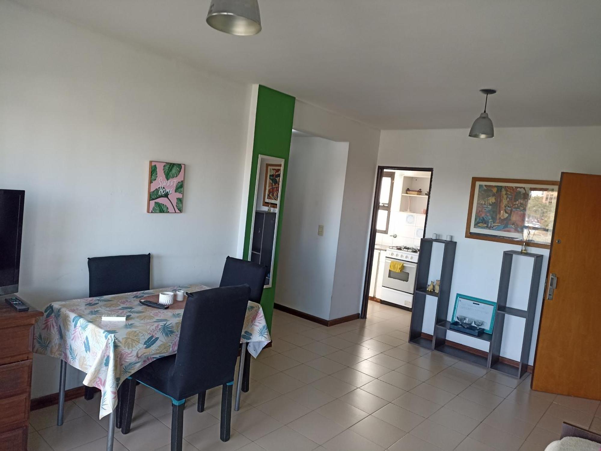 Departamento Plaza Moreno Con Balcon La Plata Luaran gambar